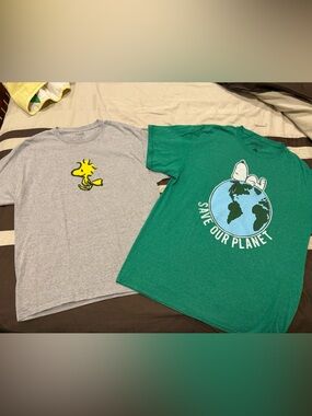 Lot of 2 Peanuts Tees, Size Large